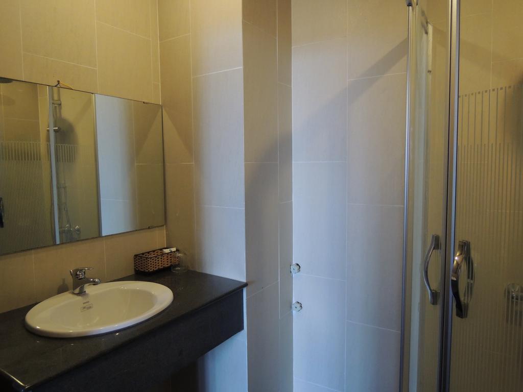 Star Binh Duong Hotel Хуе Екстериор снимка