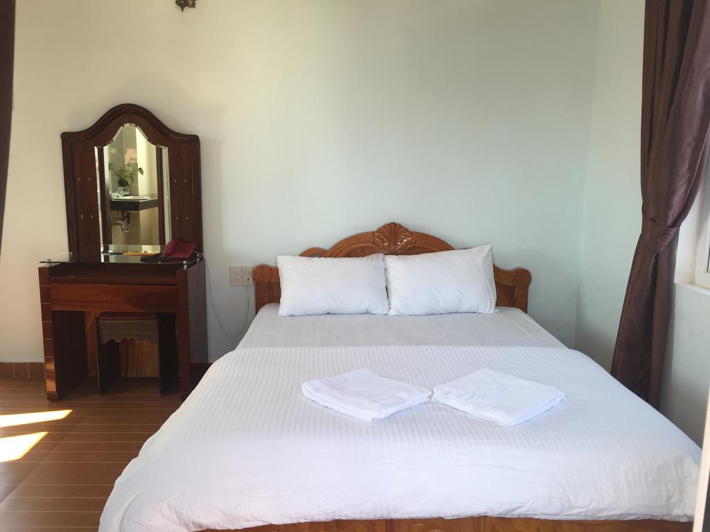 Star Binh Duong Hotel Хуе Екстериор снимка