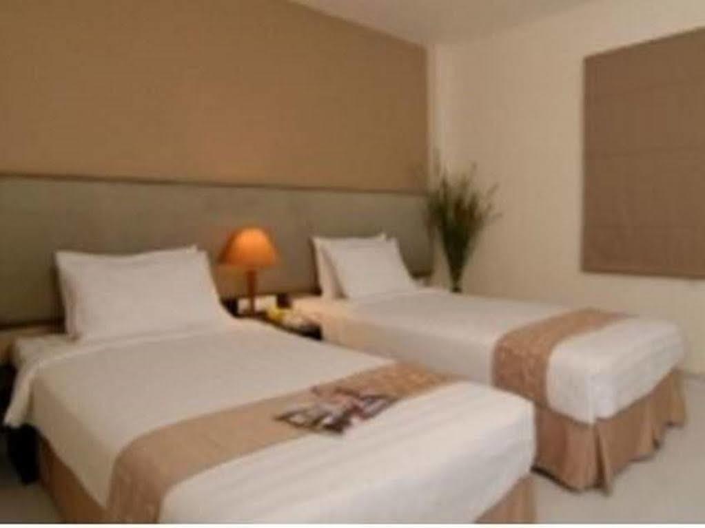 Star Binh Duong Hotel Хуе Екстериор снимка